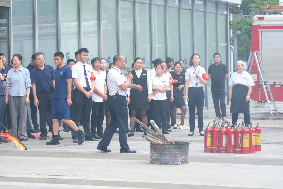 �����ٷ������������������ǵ羺������֯��չ����Ӧ������